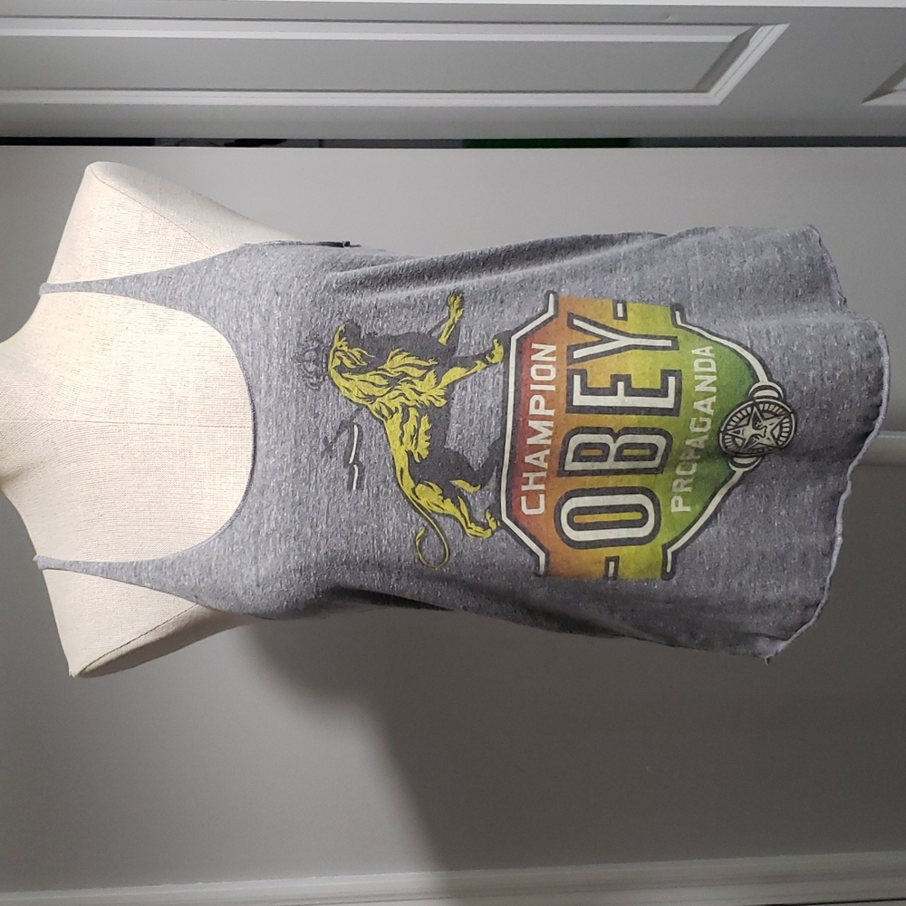 Obey Tank